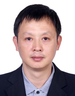 黄泽春.jpg